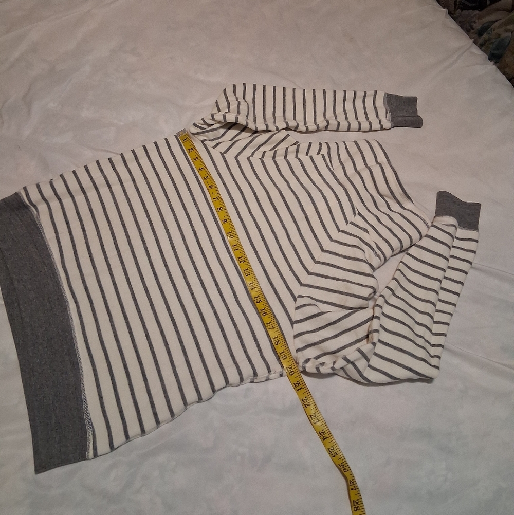 Abercrombie & Fitch Striped Cowl Neck Sweater Fleece Cream/ Gray SzL Sherpa - Picture 7 of 13